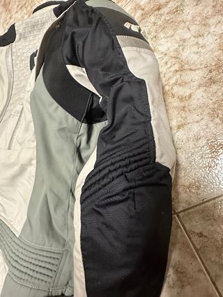 Chaqueta moto revit