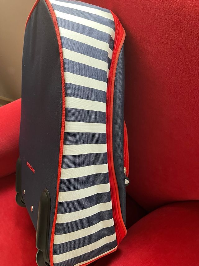 Maleta trolley infantil nueva