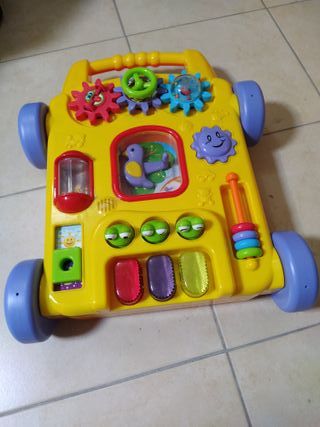 Mesa de atividades multifuncional para crianças