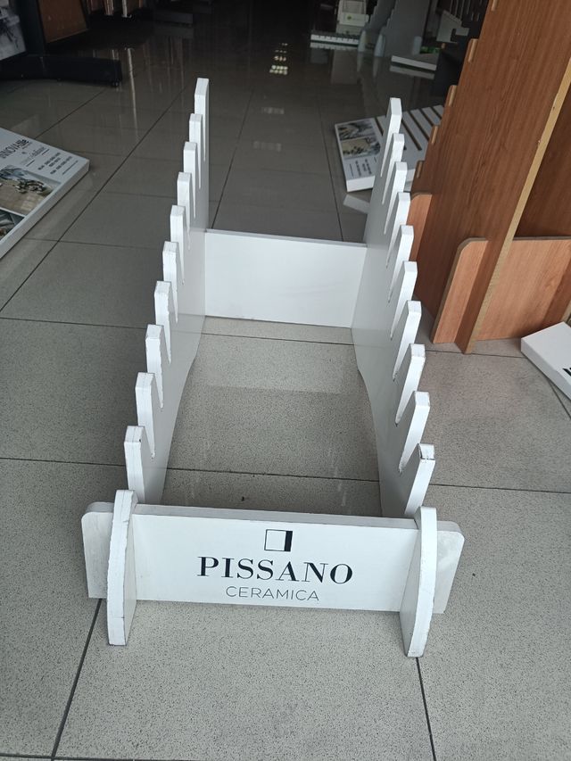 Piecero expositor estante tienda