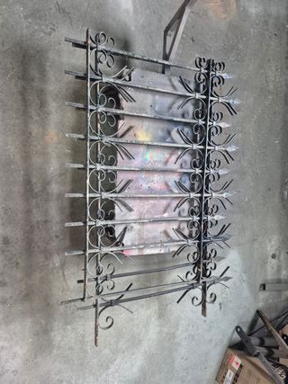 Valla de fundición, Berja