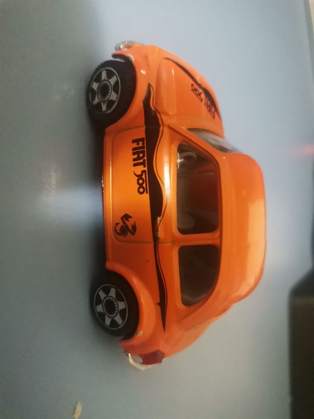 Fiat 500 burago 1/43