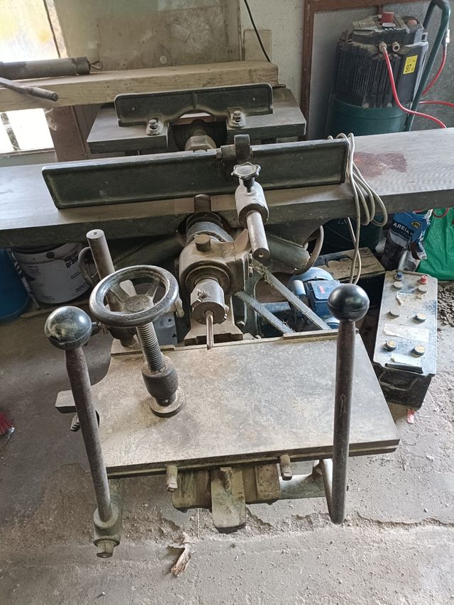 Maquina carpintería