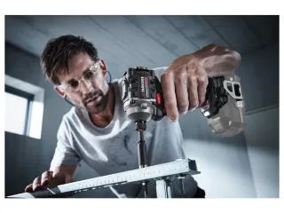 Atornilladora impacto 1/4" PARKSIDE + BATERIA 4Ah