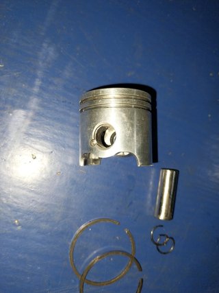 Se vende piston 35 mm