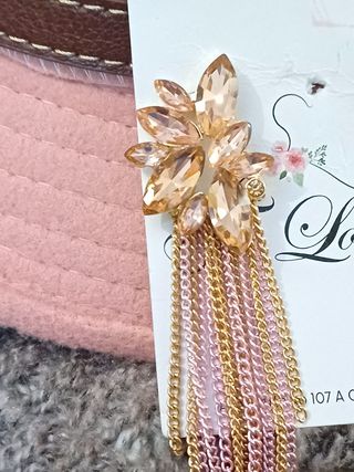 PENDIENTES CON DISEÑO DE DIAMANTES