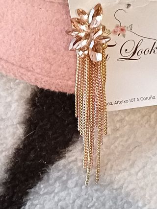 PENDIENTES CON DISEÑO DE DIAMANTES