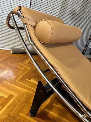 Tumbona LC 4 Le Corbusier