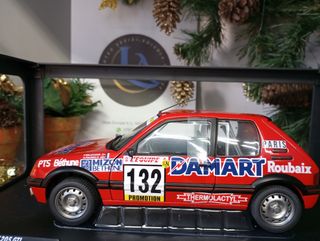 Modellino auto rally 1:18 Peugeot 205 Gt