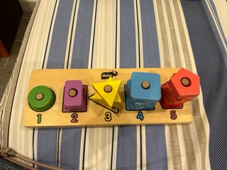 Juego de madera montesori conteo