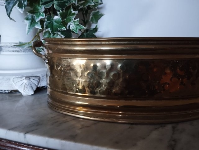Vaso / Floreira em Latão