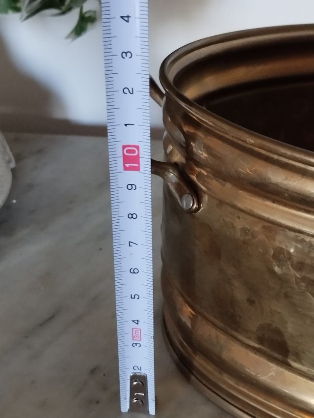 Vaso / Floreira em Latão