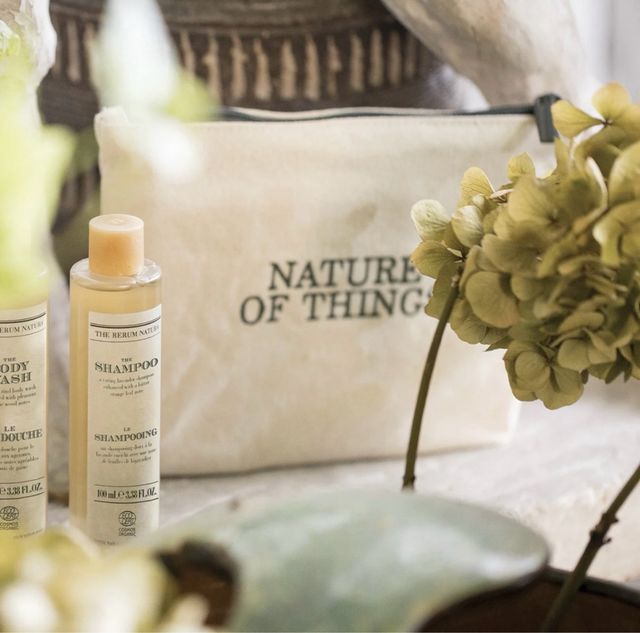 Kit de viaje para cuidado de cuerpo/cabello