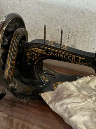 Maquina se coser antigua