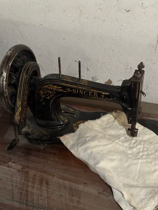 Maquina se coser antigua
