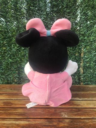Minnie interactiva peluche