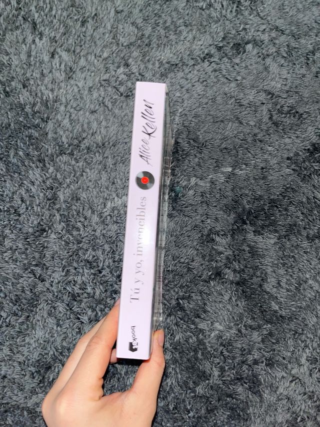 Tú y yo, invencibles