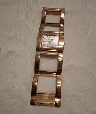 Reloj Pertegaz dorado