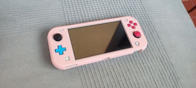 Nintendo Switch Lite Ed. Especial Zacian Zamazenta