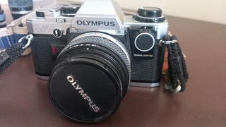 Cámara reflex OLYMPUS OM10
