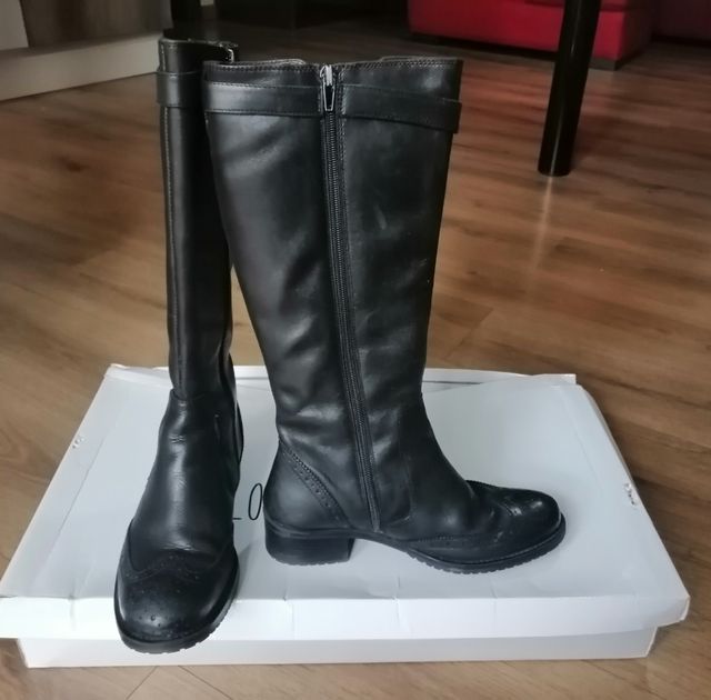 Stivali in pelle n. 37