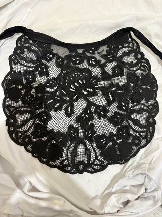 Mantilla y delantal novia alicantina