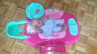 Bañera cambiador para muñecos