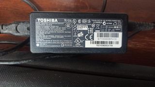 Ordenador portatil Toshiba