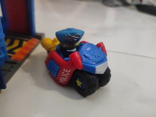 Comisaría cárcel Superzings