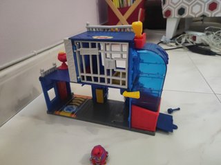 Comisaría cárcel Superzings