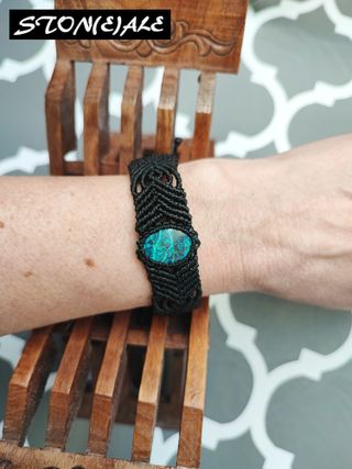 Bracciale in macrame con azzurrite