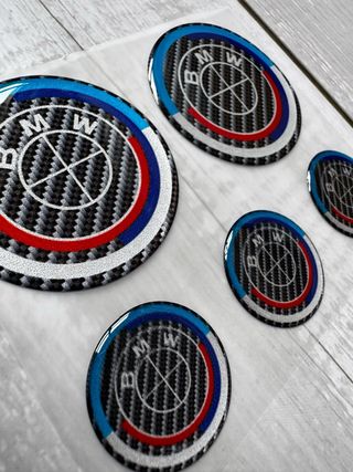 EMBLEMAS BMW FIBRA 50th ANIVERSARIO CARENADO TIJA
