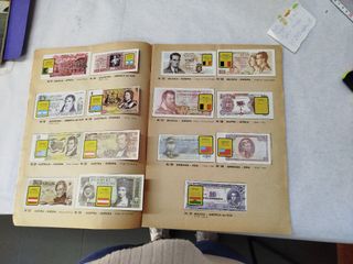 Álbum CROMOS BILLETES DEL MUNDO