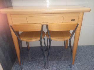 Mesa cocina y sillas