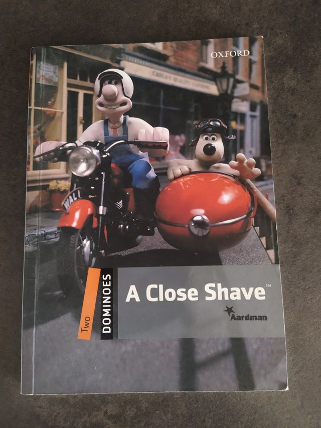 Dominoes, New Edition: Level 2: 700-Word Vocabulary a Close Shave