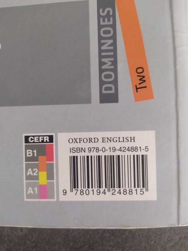 Dominoes, New Edition: Level 2: 700-Word Vocabulary a Close Shave