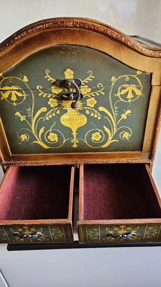 Joyero o caja guardacosas