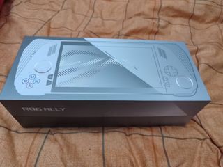 Asus Rog Ally Z1 extreme + funda original