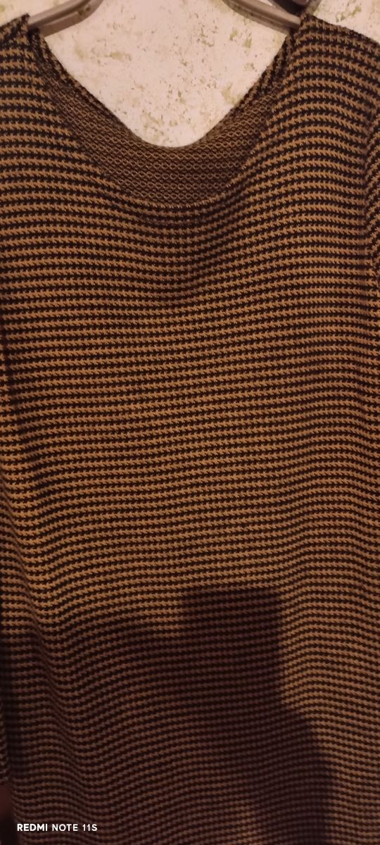 Maglione lungo colore senape e nero 