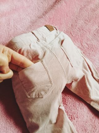 Lotto bimba 3 maglie e un pantalone 6/9mesi