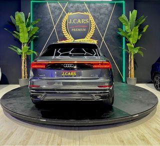 AUDI Q8 ( S-LINE + BLACK LINE ) 5.0TDI QUATRO