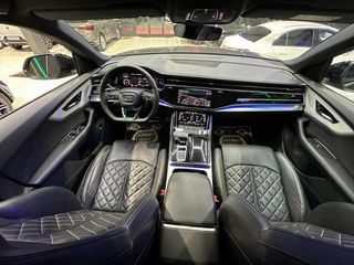 AUDI Q8 ( S-LINE + BLACK LINE ) 5.0TDI QUATRO