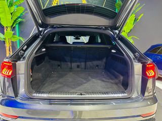 AUDI Q8 ( S-LINE + BLACK LINE ) 5.0TDI QUATRO