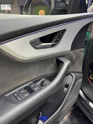 AUDI Q8 ( S-LINE + BLACK LINE ) 5.0TDI QUATRO