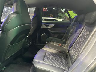 AUDI Q8 ( S-LINE + BLACK LINE ) 5.0TDI QUATRO