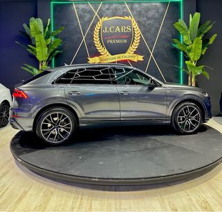 AUDI Q8 ( S-LINE + BLACK LINE ) 5.0TDI QUATRO