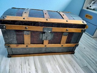 Baúl antiguo restaurado