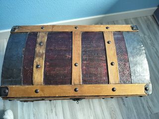 Baúl antiguo restaurado