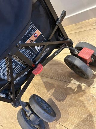 Carrito maclaren techno arc negro