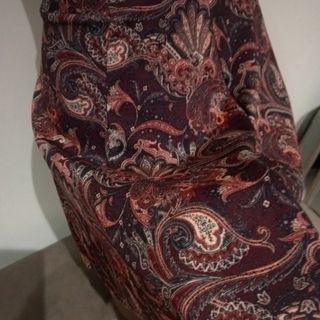 Mini falda skater paisley S Bershka 